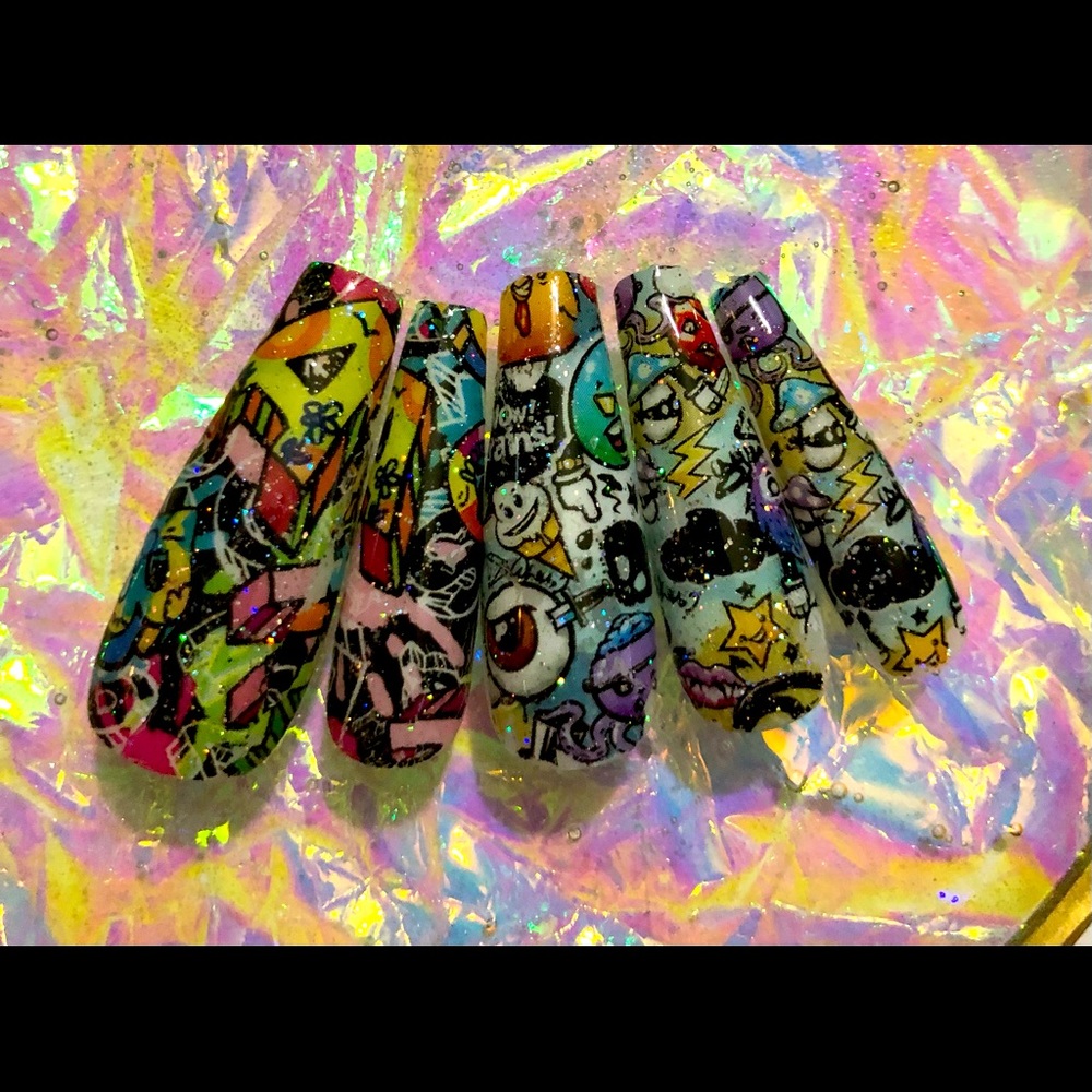 Press- on nails